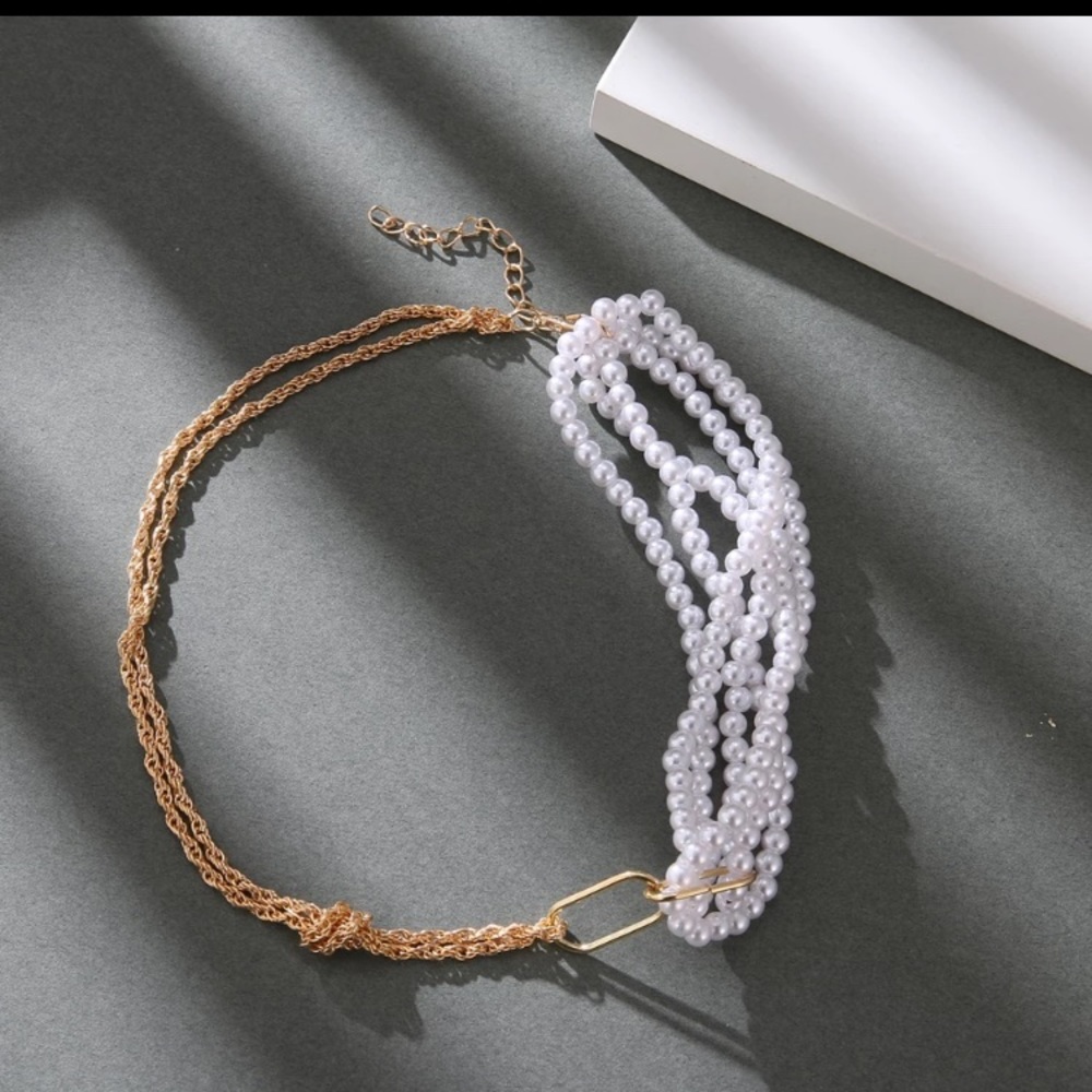Unique Twist Chain Pearl Two Tone Chain Necklace - Picture 2 of 5